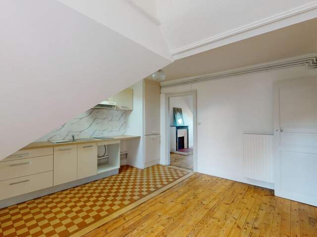 Appartement À Louer — photo du bien