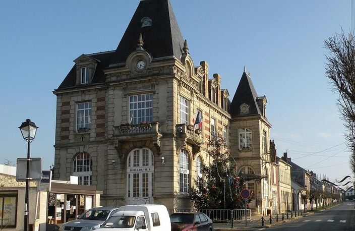 Terrain à vendre de 417,00 m² Proche de NEUILLY EN THELLE (60) — photo 2