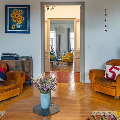 Appartement 5 pièces 685000 €