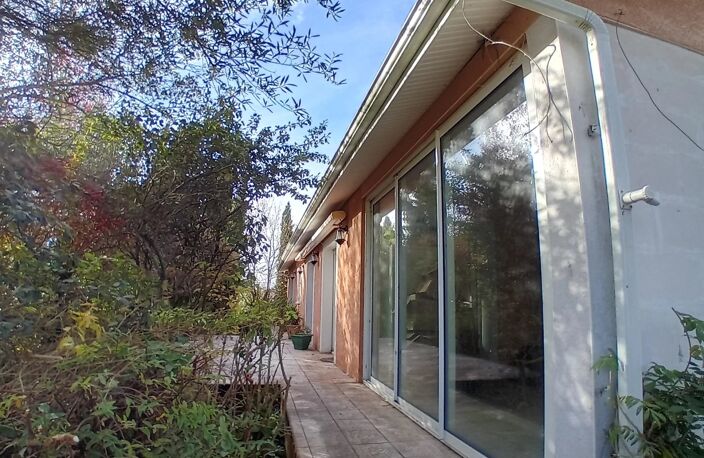 MAISON CONTEMPORAINE 5P CENTRE POUILLON — photo 2