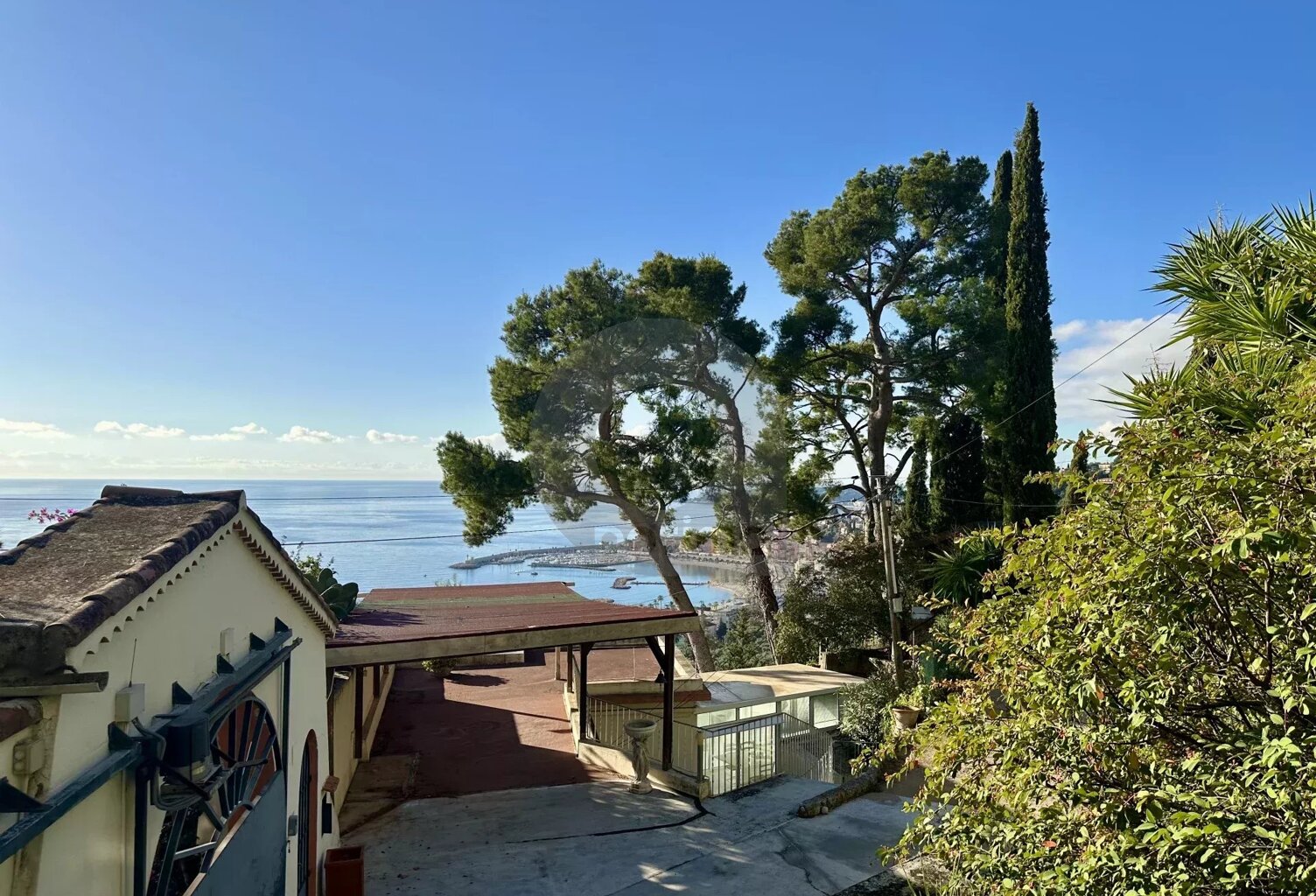 Menton Garavan Maison au calme vue mer — photo 1