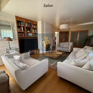 Maison 8 pièces 439000 €