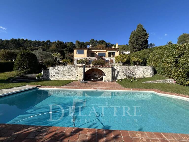 LA COLLE SUR LOUP — photo 1