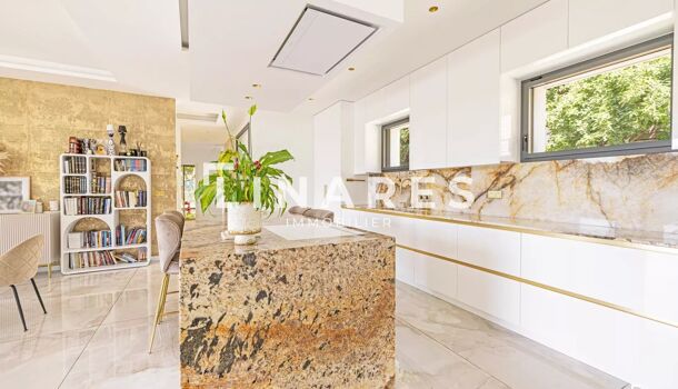 Villa / Maison 9 pièces  à vendre Aix-en-Provence 13100