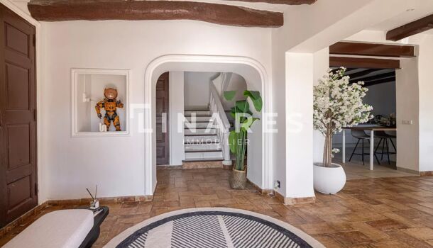 Villa / Maison 9 pièces  à louer Aix-en-Provence 13100