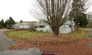 Commerce  1740 m² à vendre à Quincampoix (76230)