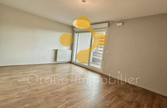 Bel Appartement T3 de 68 m² à Seynod (2011) — photo 3