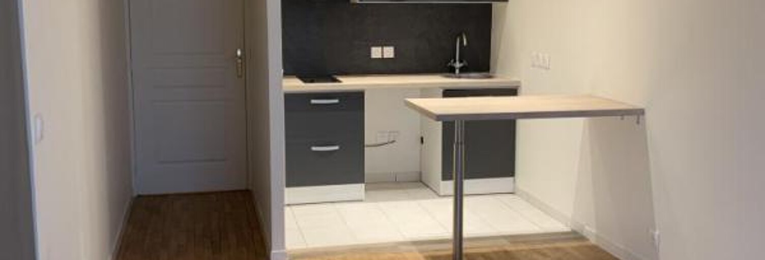 Appartement 1 Pièce 45 m² à louer à Paris 17 (75017)