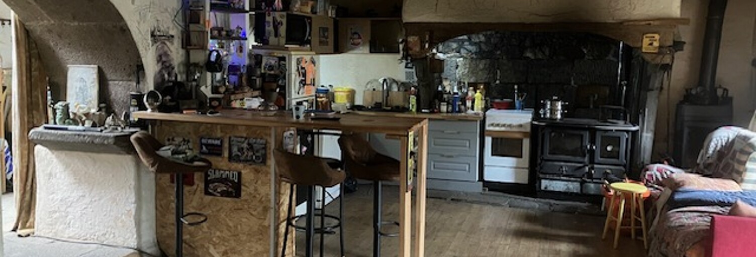 Appartement 1 Pièce 20 m² à louer à Sainte-Eulalie (15140)