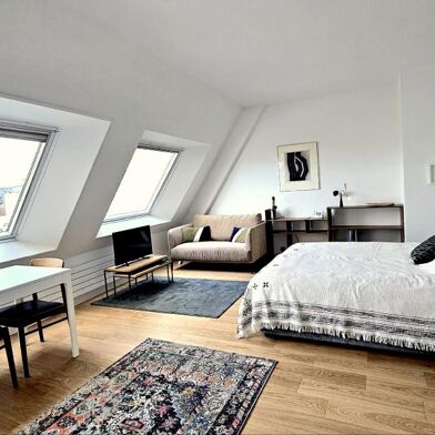 Appartement 1 pièces 1700 €