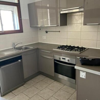 Appartement 4 pièces 1464 €