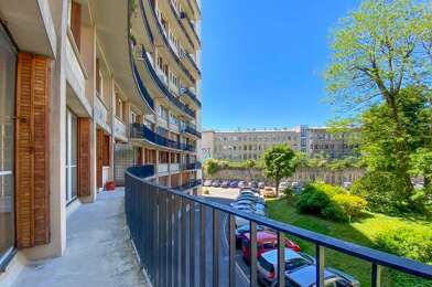 Appartement 3 pièces 2842 €