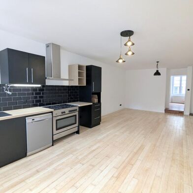 Appartement 4 pièces 785 €