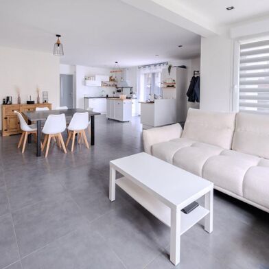 Maison 4 pièces 275000 €