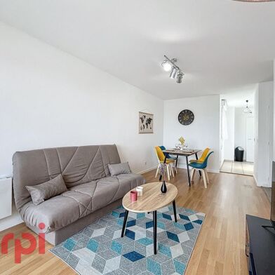 Appartement 2 pièces 705 €