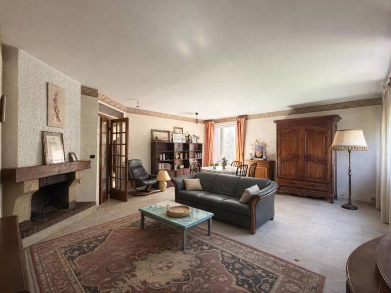 Appartement À Vendre — photo 1