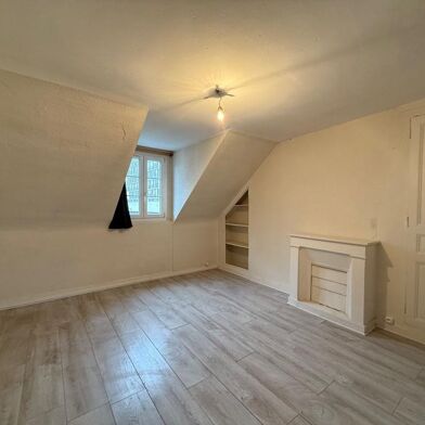 Appartement 1 pièces 350 €