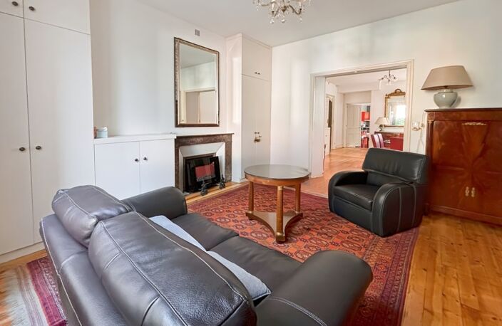 Superbe Appartement Haussmannien Rénové en Plein Cœur de Tarbes — photo 4