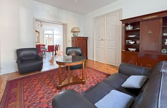 Superbe Appartement Haussmannien Rénové en Plein Cœur de Tarbes — photo 5