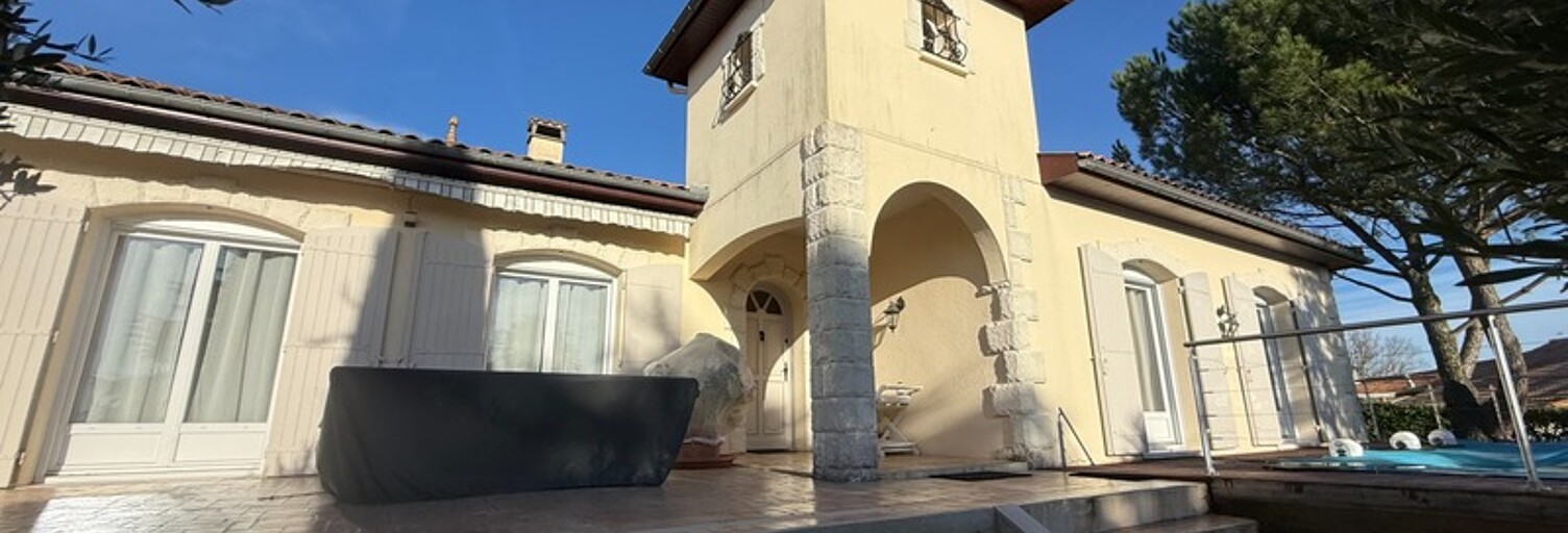 Maison 8 Pièces 229 m² à vendre à Angoulême (16000)