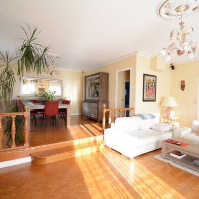 Maison 8 pièces 438000 €