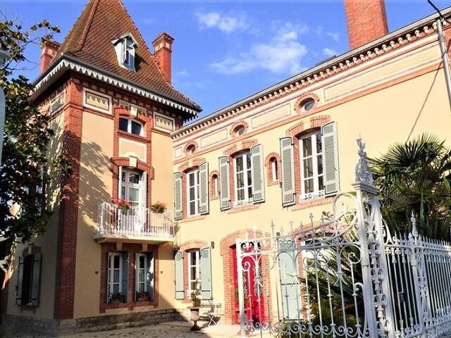 Dpt Gers (32), AIRE SUR L ADOUR proche, PROPRIETE BOURGEOISE du XIX, sans travaux, avec gite indépendant, maison de gardien, avec jardin, garage, piscine, sur les Chemins de St jacques — photo du bien