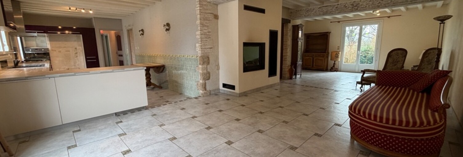 Maison 10 Pièces 267 m² à vendre à Baracé (49430)