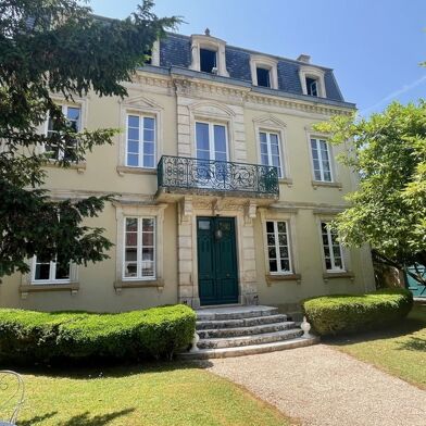 Maison 10 pièces 595000 €