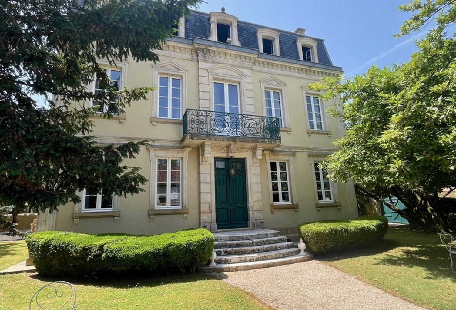 Marciac (32) ELEGANTE MAISON DE MAITRE, sans travaux, avec maison d'artistes ou gîte, parc séculaire clos de murs — photo 1