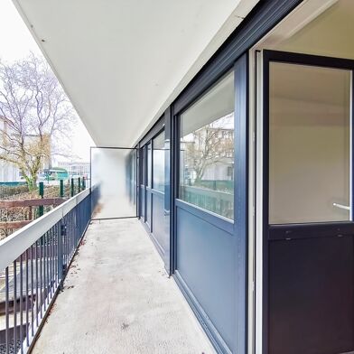 Appartement 4 pièces 250000 €