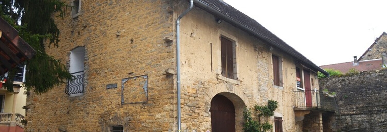 Maison 5 Pièces 130 m² à vendre à Lons-le-Saunier (39000)