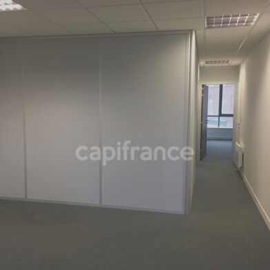 Immeuble  127680 €