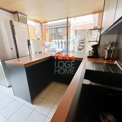 Appartement 5 pièces 249100 €