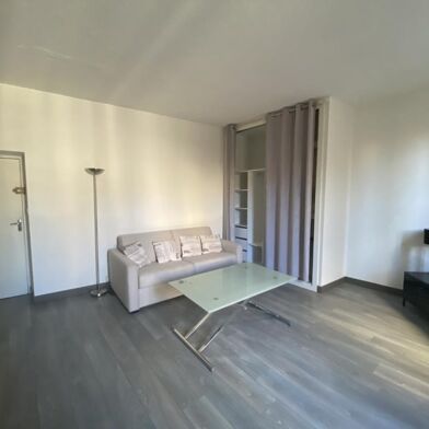 Appartement 1 pièces 720 €