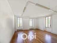 Appartement À Vendre — photo 2