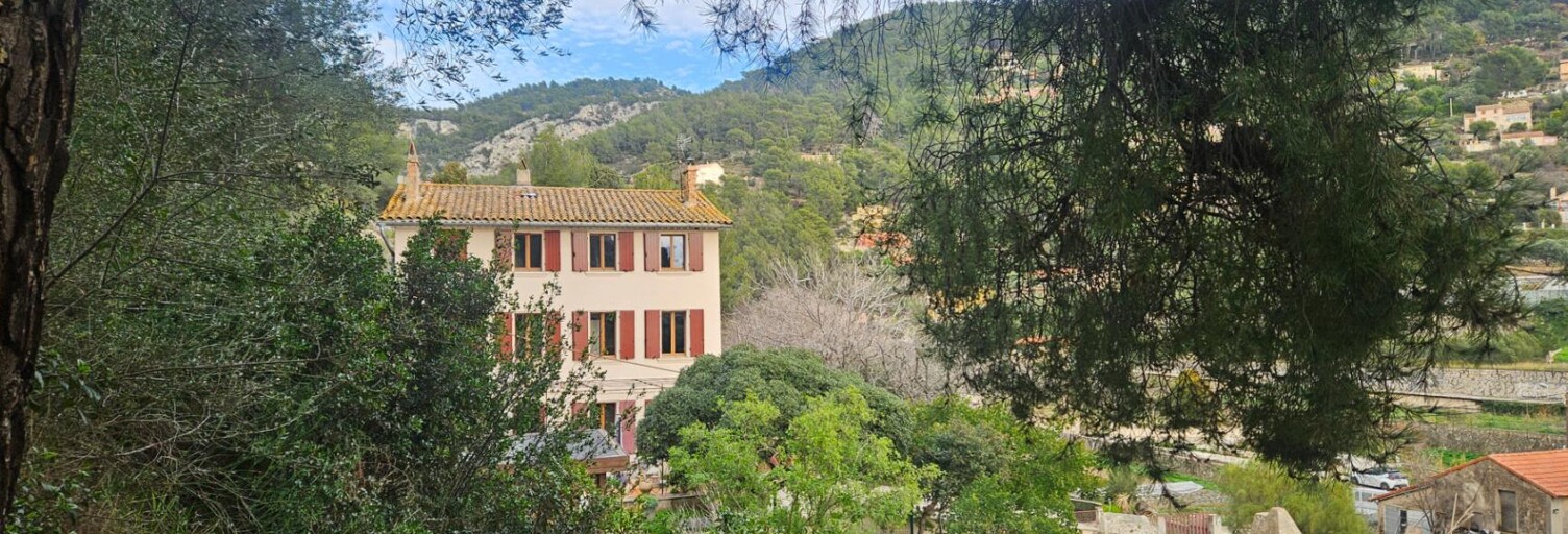 Maison 6 Pièces 135 m² à vendre à Ollioules (83190)