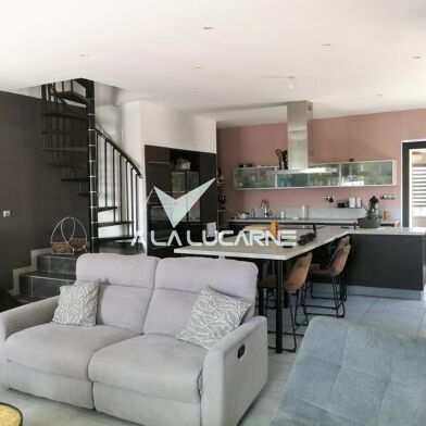 Maison 7 pièces 229900 €
