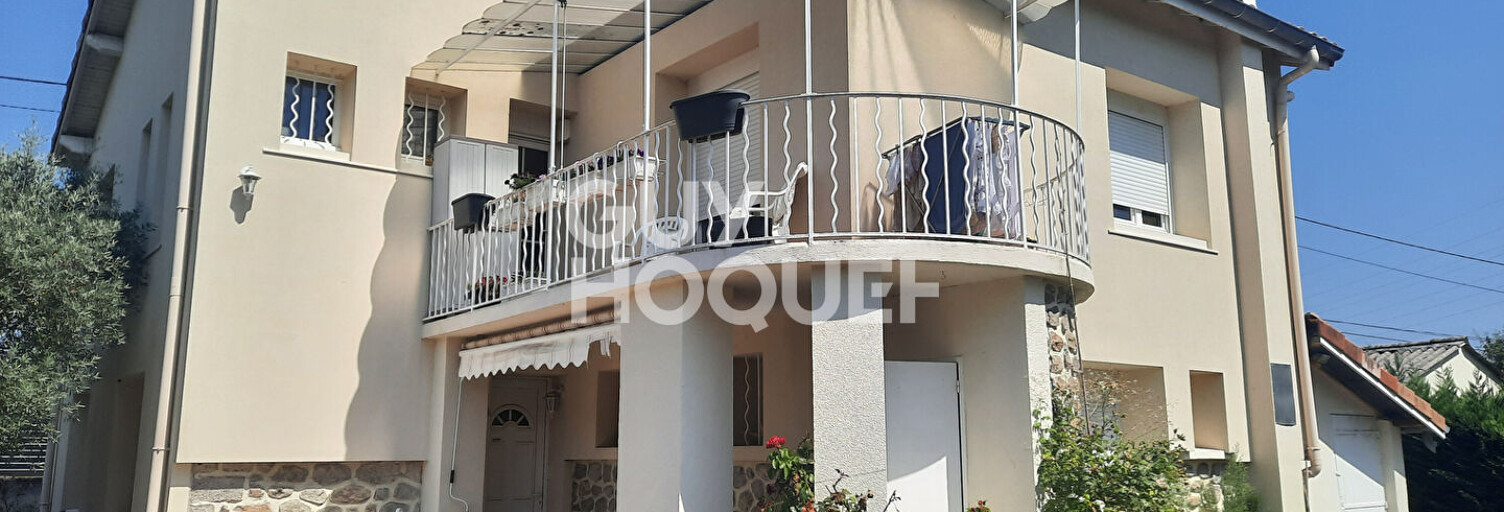 Maison 7 Pièces 193 m² à vendre à Aubenas (07200)