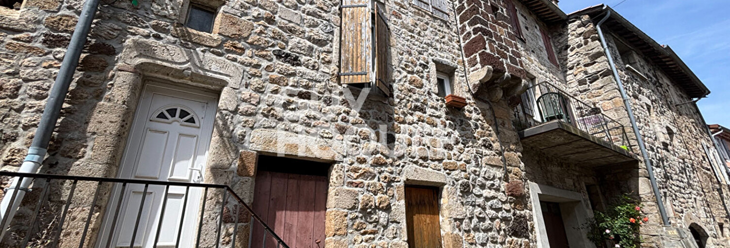 Maison 8 Pièces 138 m² à vendre à Thueyts (07330)