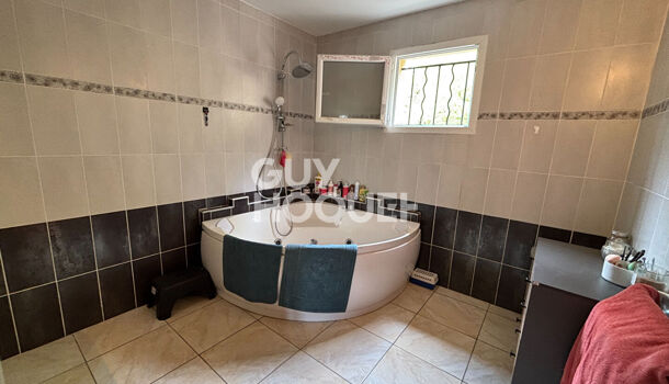 Villa / Maison 6 pièces  à vendre Aubenas 07200