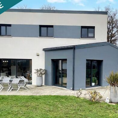 Maison 6 pièces 284990 €