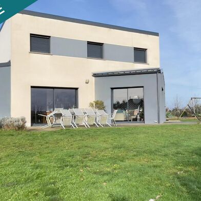 Maison 6 pièces 284990 €