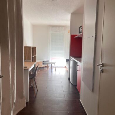 Appartement 1 pièces 440 €