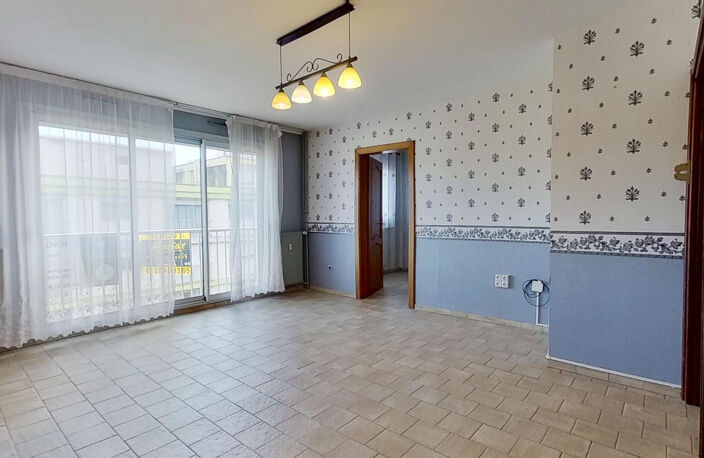 BEL APPARTEMENT LUMINEUX — photo 3