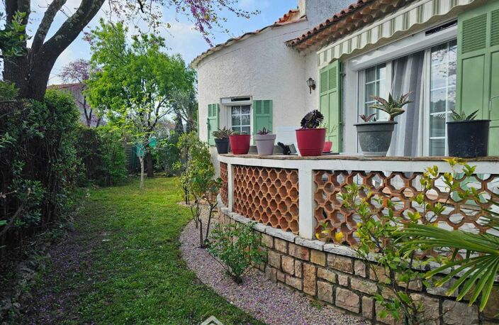 Maison - 105m² - Le Luc — photo 2