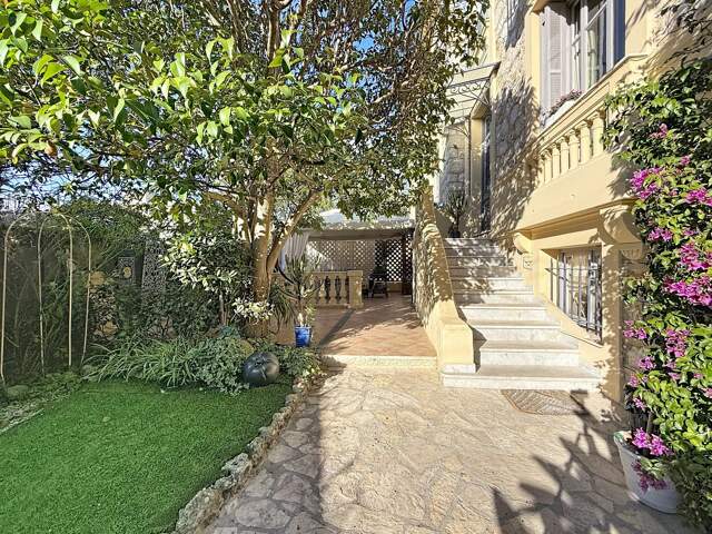 MAISON. NICE  / POETES — photo du bien