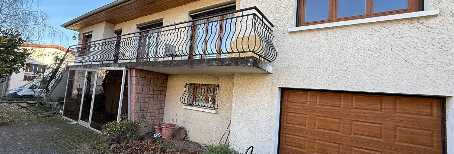 Maison 9 Pièces 195 m² à vendre à Riorges (42153)