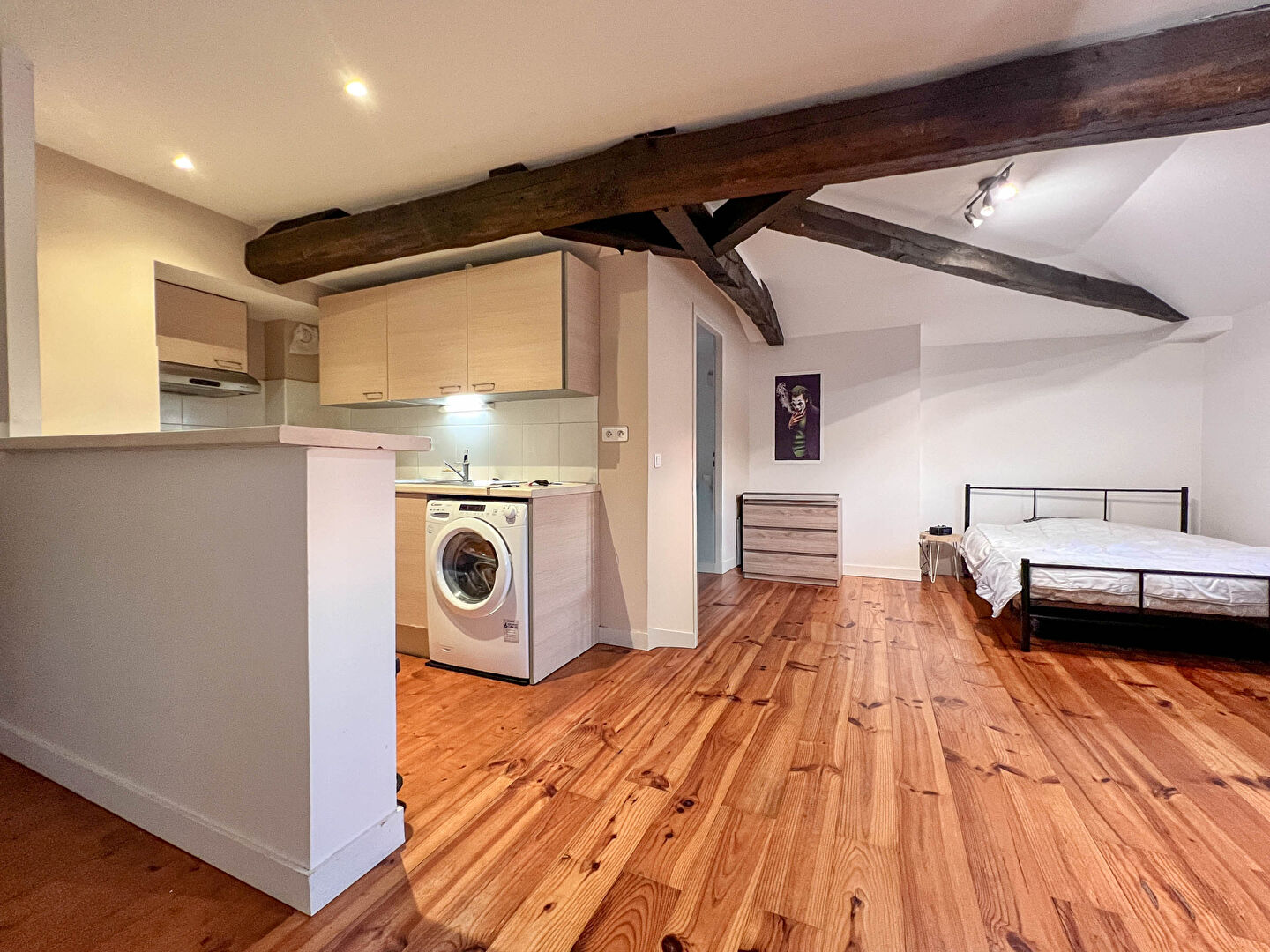 Appartement  T1 à vendre Saintes 17100