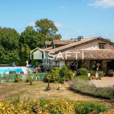 Maison 11 pièces 499500 €