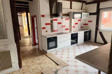 Appartement 8 pièces 245000 €